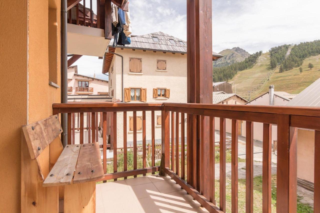 Trilocale Fronte Piste A Montgenevre Apartment Exterior photo
